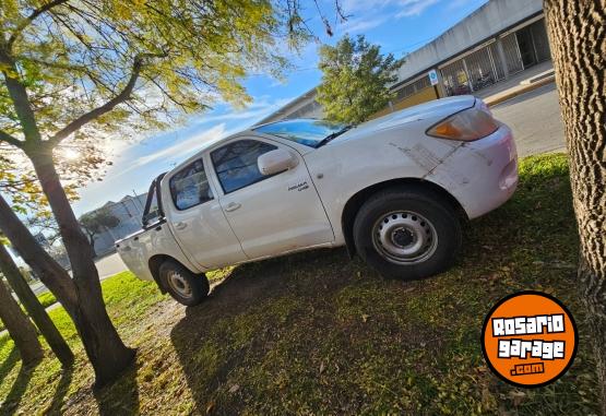 Camionetas - Toyota Hilux 2007 Diesel 173000Km - En Venta