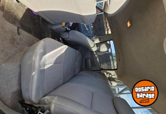Camionetas - Toyota Hilux 2007 Diesel 173000Km - En Venta