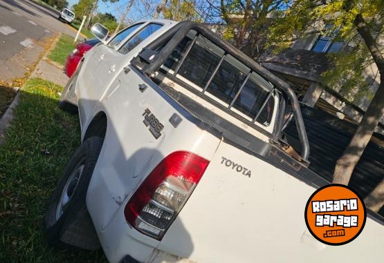 Camionetas - Toyota Hilux 2007 Diesel 173000Km - En Venta