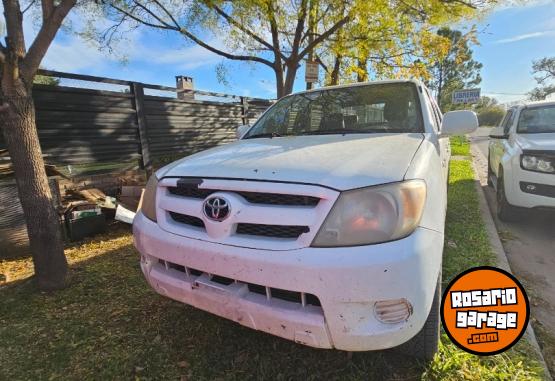 Camionetas - Toyota Hilux 2007 Diesel 173000Km - En Venta