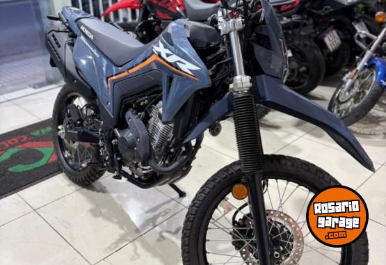 Motos - Honda XR 300 TORNADO 2025 Nafta 200Km - En Venta