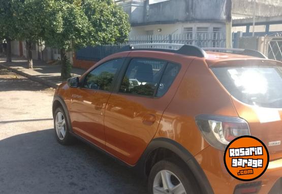 Autos - Renault Sandero 2018 GNC 112000Km - En Venta