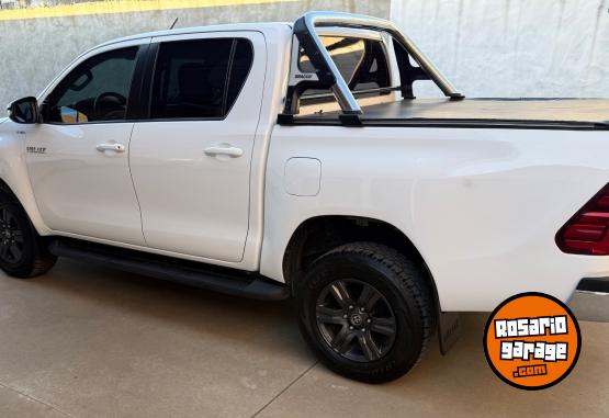 Camionetas - Toyota Hilux Sr 2022 Diesel 29000Km - En Venta