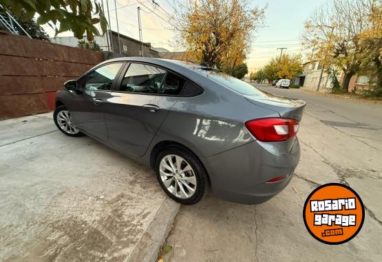 Autos - Chevrolet Cruze LT sedan 2017 Nafta 125000Km - En Venta