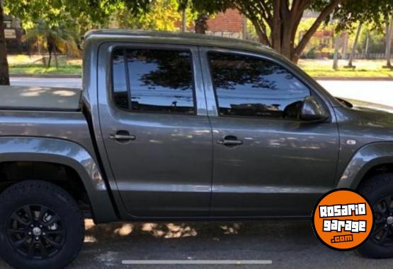 Camionetas - Volkswagen Amarok Confortline V6 2021 Diesel 74000Km - En Venta