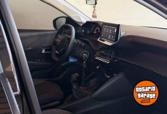 Autos - Peugeot 208 Style 2023 Nafta 35000Km - En Venta