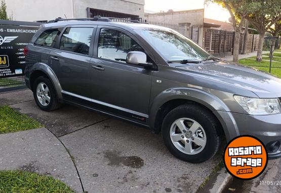 Camionetas - Dodge Journey 2013 GNC 185000Km - En Venta