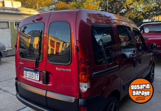 Utilitarios - Renault Kangoo Authentique Plus 2017 Nafta 152000Km - En Venta