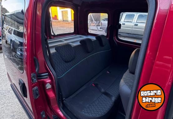 Utilitarios - Renault Kangoo Authentique Plus 2017 Nafta 152000Km - En Venta