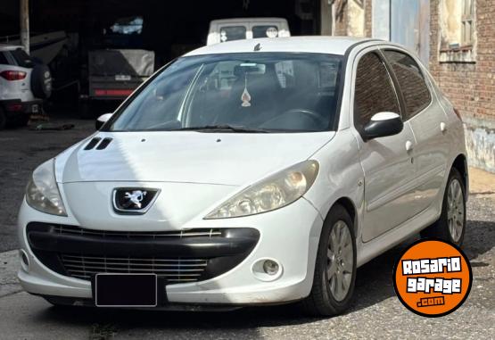 Autos - Peugeot 207 2011 Nafta 140000Km - En Venta