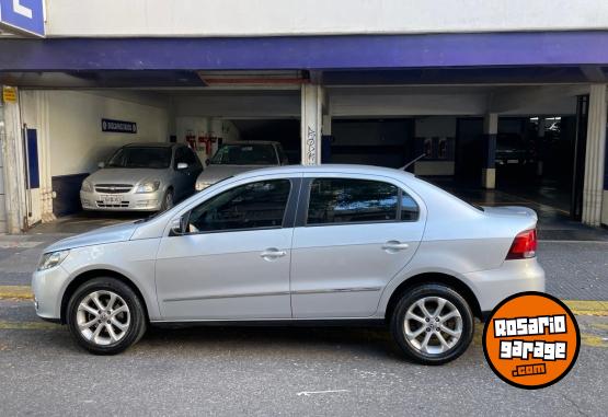 Autos - Volkswagen Voyage 2011 Nafta 133000Km - En Venta