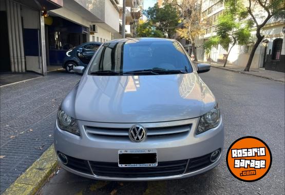 Autos - Volkswagen Voyage 2011 Nafta 133000Km - En Venta