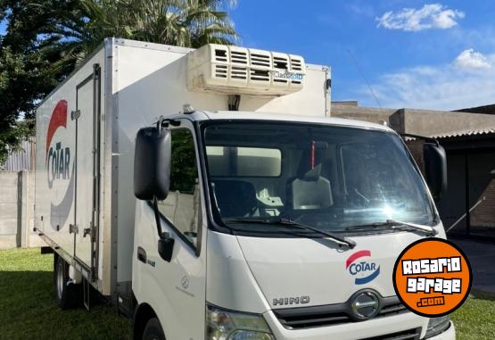 Camiones y Gr�as - HINO 300 - 816 - En Venta