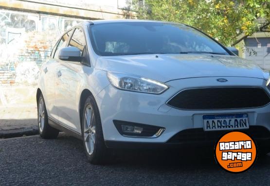 Autos - Ford FORD FOCUS III SE 2.0 2017 Nafta 102000Km - En Venta
