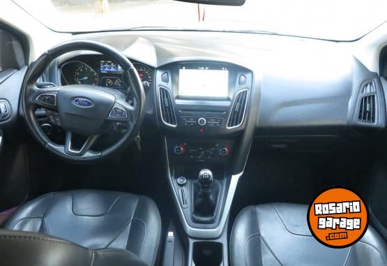 Autos - Ford FORD FOCUS III SE 2.0 2017 Nafta 102000Km - En Venta