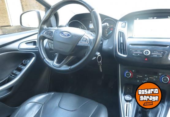 Autos - Ford FORD FOCUS III SE 2.0 2017 Nafta 102000Km - En Venta