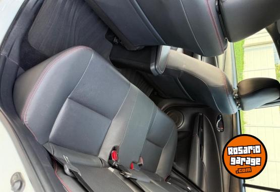 Autos - Toyota Yaris S 2019 Nafta 98000Km - En Venta