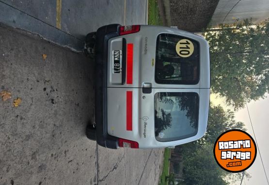 Utilitarios - Citroen Berlingo 2013 GNC 175000Km - En Venta