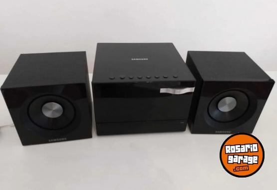 Electr�nica - minicomponente samsung + pendrive - En Venta