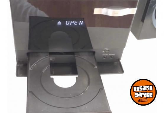 Electr�nica - minicomponente samsung + pendrive - En Venta