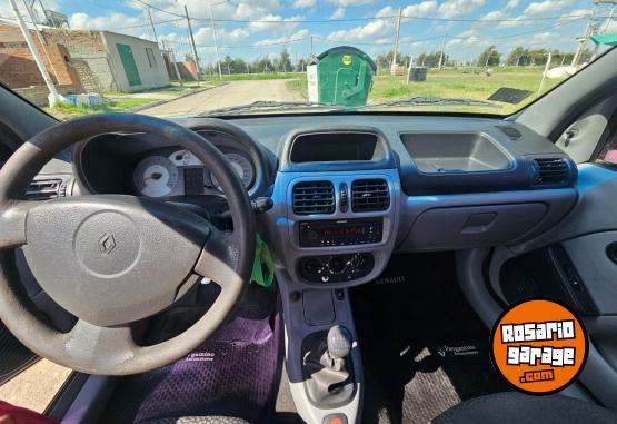 Autos - Renault Clio 2010 Nafta 229000Km - En Venta