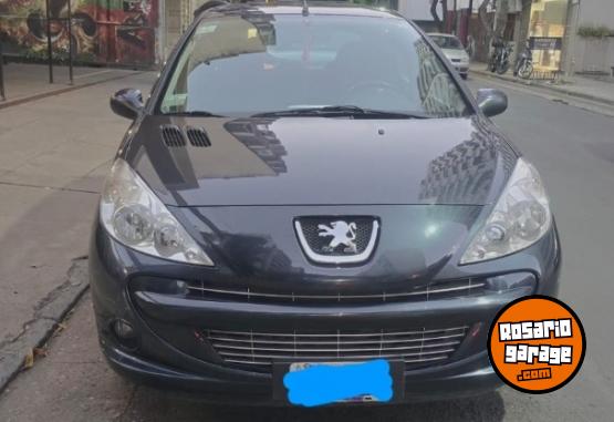 Autos - Peugeot 207 compact 2011 Nafta 83000Km - En Venta