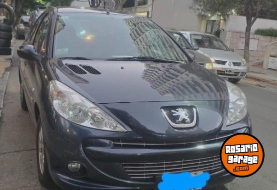Autos - Peugeot 207 compact 2011 Nafta 83000Km - En Venta