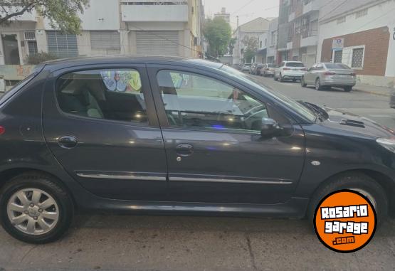 Autos - Peugeot 207 compact 2011 Nafta 83000Km - En Venta