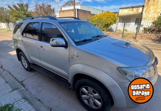Camionetas - Toyota Hilux sw4 2009 Diesel 326000Km - En Venta