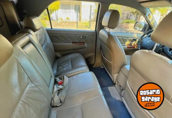 Camionetas - Toyota Hilux sw4 2009 Diesel 326000Km - En Venta