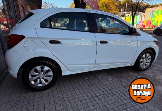Autos - Chevrolet Onix LS JOY. 2019 Nafta 57000Km - En Venta