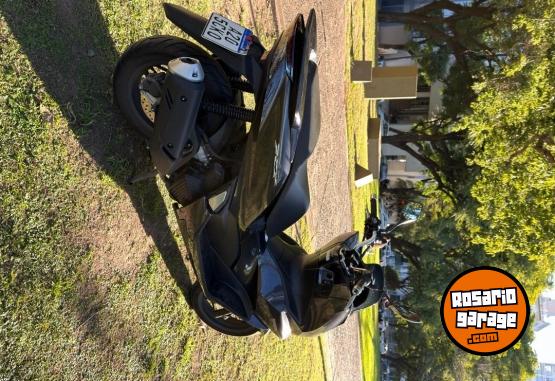 Motos - Honda Pcx 160 2024 Nafta 3500Km - En Venta