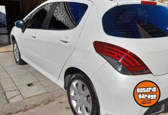 Autos - Peugeot 308 2018 Diesel 150000Km - En Venta