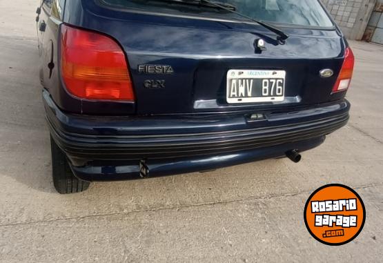 Autos - Ford Fiesta clx 1996 Nafta 225000Km - En Venta