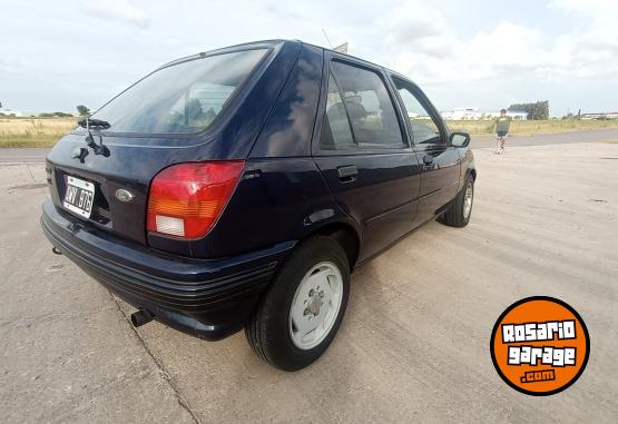 Autos - Ford Fiesta clx 1996 Nafta 225000Km - En Venta