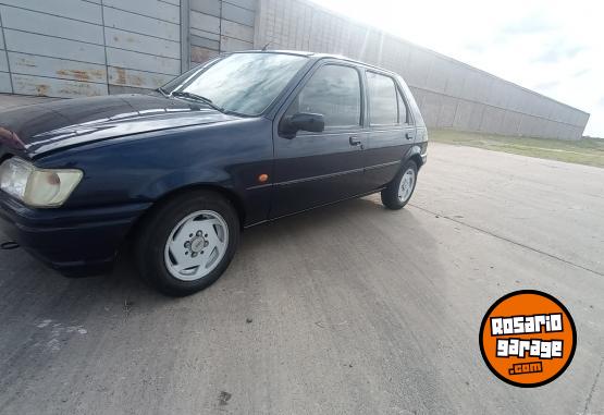 Autos - Ford Fiesta clx 1996 Nafta 225000Km - En Venta