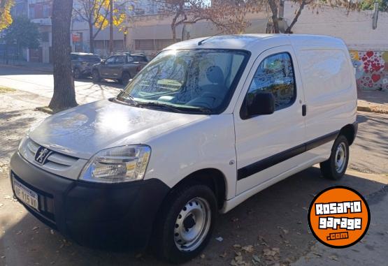 Utilitarios - Peugeot CONFORT HDI 92 2020 Diesel 70533Km - En Venta