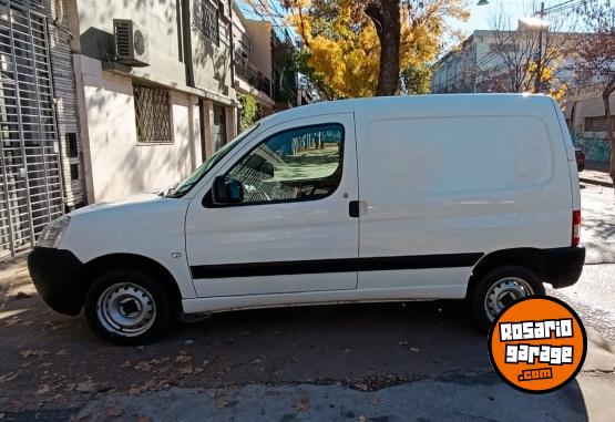 Utilitarios - Peugeot CONFORT HDI 92 2020 Diesel 70533Km - En Venta
