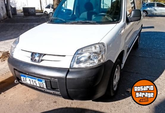 Utilitarios - Peugeot CONFORT HDI 92 2020 Diesel 70533Km - En Venta