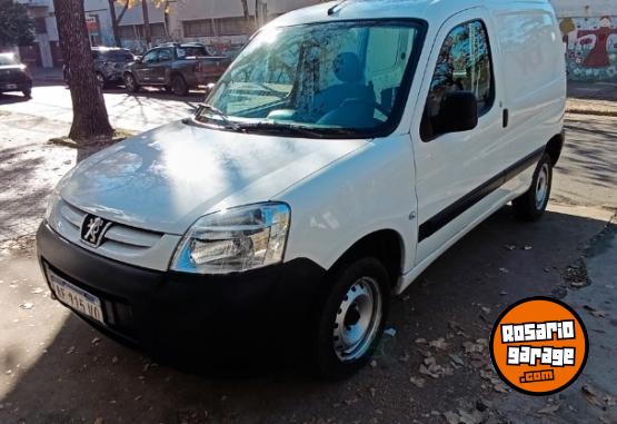Utilitarios - Peugeot CONFORT HDI 92 2020 Diesel 70533Km - En Venta