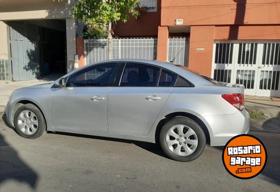 Autos - Chevrolet Cruze lt automatico 2015 Diesel 100000Km - En Venta