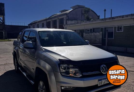 Camionetas - Volkswagen Amarok 4x2 DC Comfortline 2017 Diesel 139000Km - En Venta
