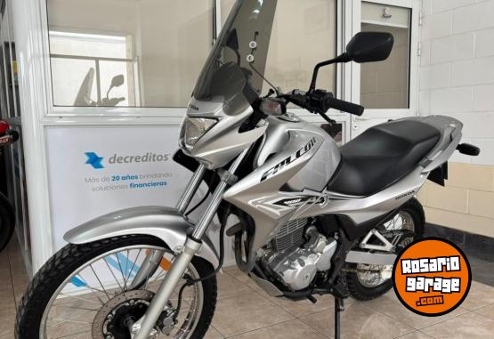 Motos - Honda FALCON 400 CC 2015 Nafta 9849Km - En Venta