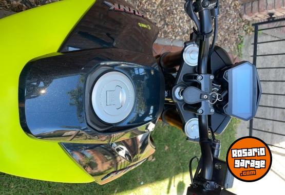Motos - Hero Hunk 160r 4v 2025 Nafta 3500Km - En Venta
