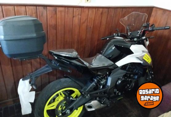 Motos - CF CFmoto 650 NK 2024 Nafta 5800Km - En Venta