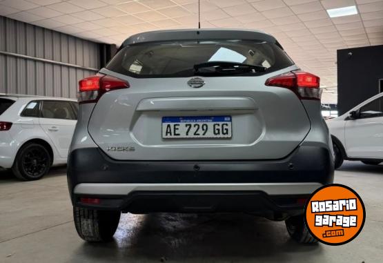 Autos - Nissan Kicks Advance CVT 2021 Nafta  - En Venta