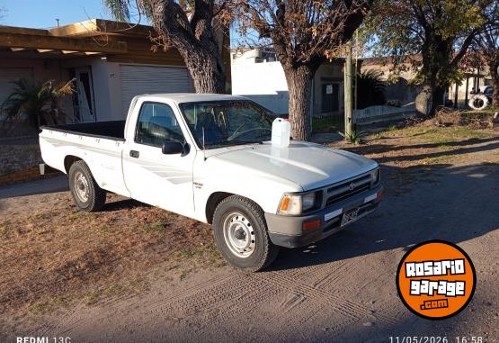 Camionetas - Toyota Hilux 2001 Diesel 487000Km - En Venta