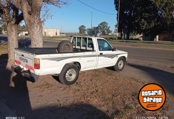 Camionetas - Toyota Hilux 2001 Diesel 487000Km - En Venta