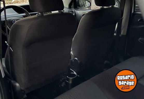 Autos - Toyota ETIOS 2022 Nafta 50000Km - En Venta