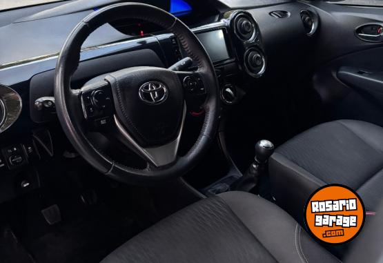 Autos - Toyota ETIOS 2022 Nafta 50000Km - En Venta